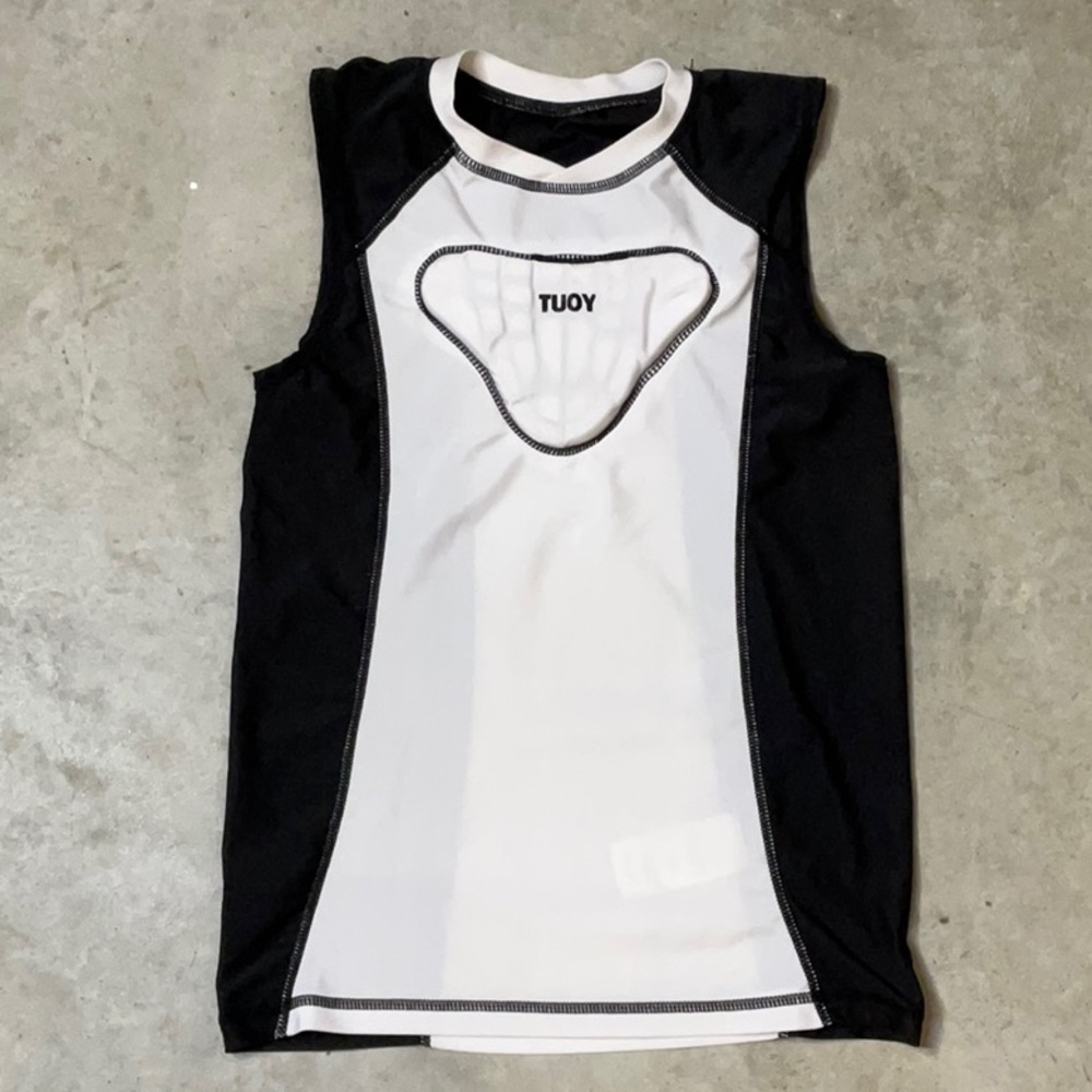 TUOY Black and White Sleeveless Padded Chest Protection Shirt Youth M